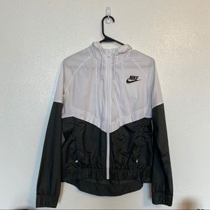 ❌SOLD ❌Nike Windbreaker Jacket